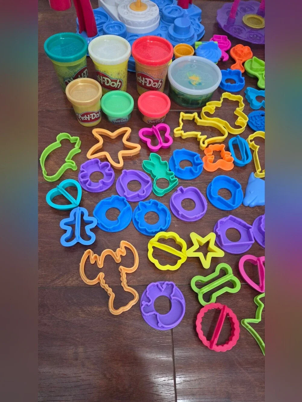 Play-Doh 93-Piece Mega Lot w/ Fun Factory & 6 Soft Cans